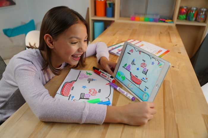 Pixicade -  kit creativ multipremiat pentru a transforma desenele copiilor in jocuri video pentru mobil sau tableta, editie jocuri nelimitate [4]