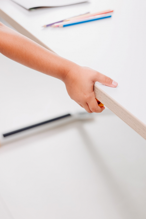 PopTop – Biroul Reglabil pe Inaltime pentru Copii Activi, alb [14]