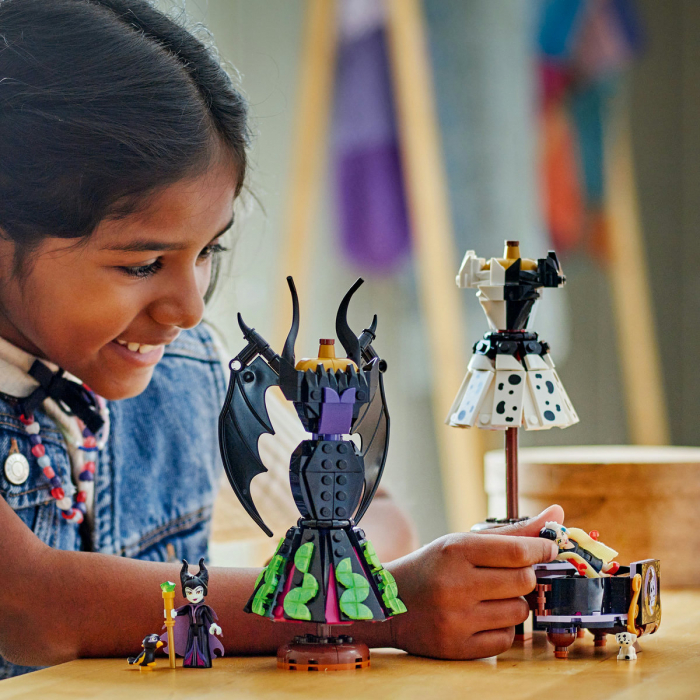  Rochiile lui Maleficent si Cruella De Vil [7]