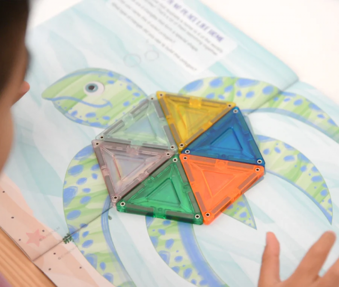 Carte cu activitati pentru seturile magnetice de constructie [5]