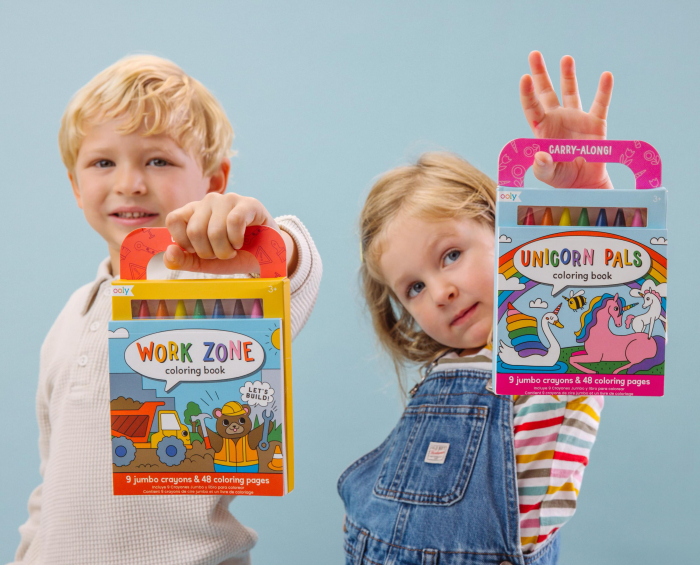 Set carte de colorat si creioane colorate - portabil, Unicorni [5]