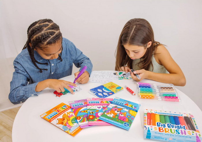 Set de colorat cu modele secrete Undercover Art - Catei [5]