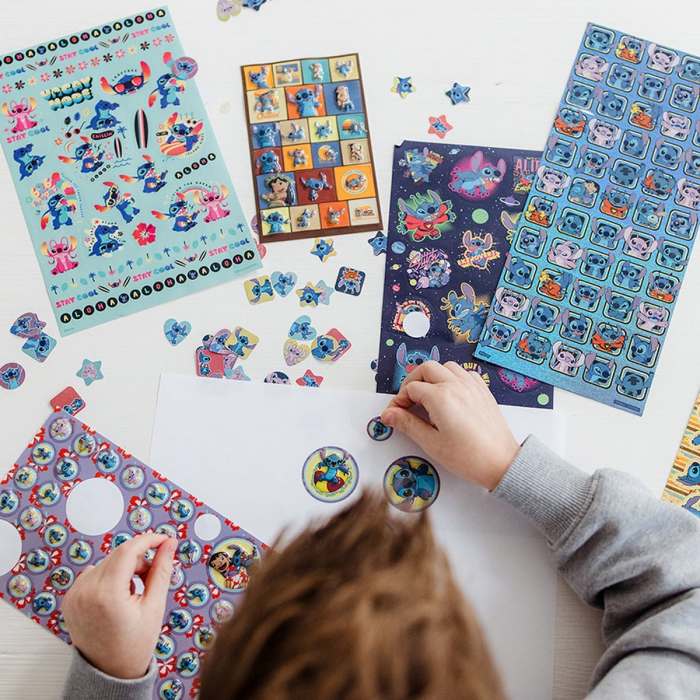 Super set abtibilduri Disney Lilo si Stitch [16]