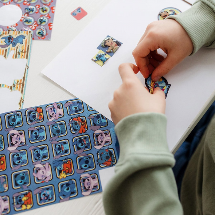 Super set abtibilduri Disney Lilo si Stitch [12]