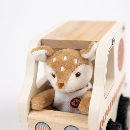 Ambulanta din lemn cu mini figurina, Egmont Toys [4]