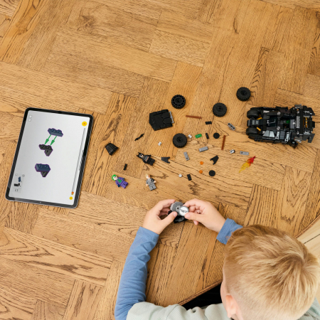  Batman™ Tumbler vs. Two-Face™ si Joker™ [3]