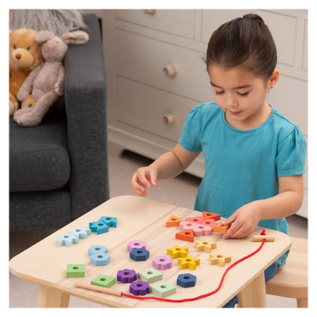 Forme colorate din lemn pentru insirat, TickiT [1]