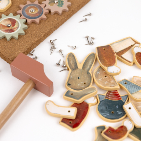 Joc de indemanare cu ciocanel si panou din pluta, Egmont Toys [1]