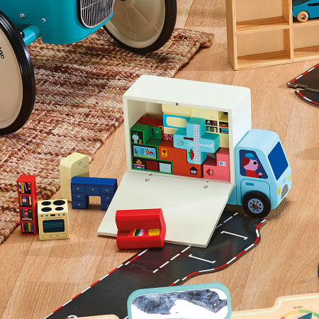 Joc de logica - Camion de mutari cu mobilier din lemn - Vilac [5]