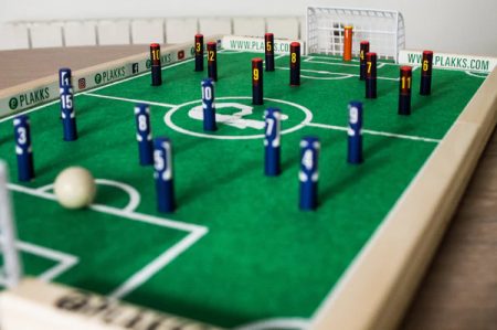Joc de masa - fotbal, Plakks [15]