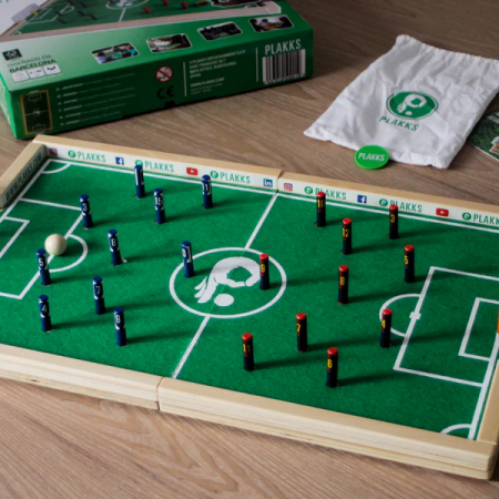 Joc de masa - fotbal, Plakks [6]
