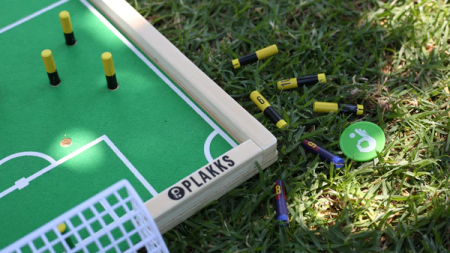 Joc de masa - fotbal, Plakks [14]