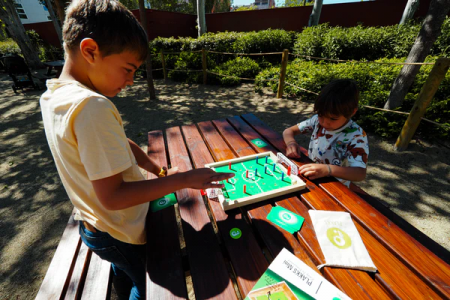 Joc de masa - mini fotbal, Plakks [6]