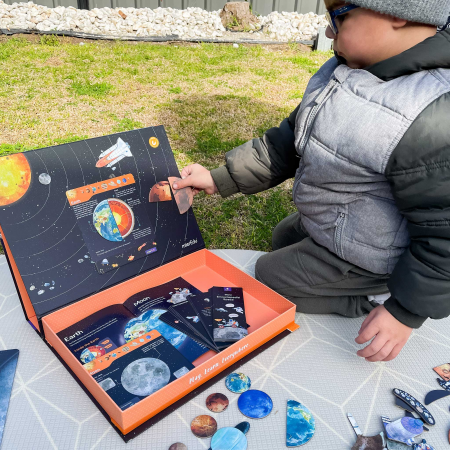 Joc educativ magnetic - Totul despre Spatiu [4]