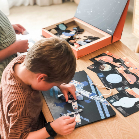 Joc educativ magnetic - Totul despre Spatiu [3]