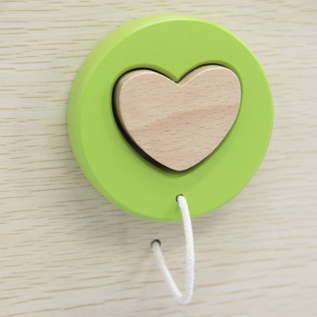 Jucarie de perete senzoriala Curcubeu cu 12 Activitati, Viga [6]