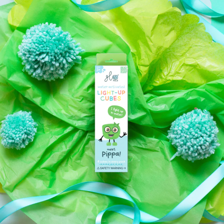 Jucarie senzoriala luminoasa Pippa - Glo Cube, verde [1]