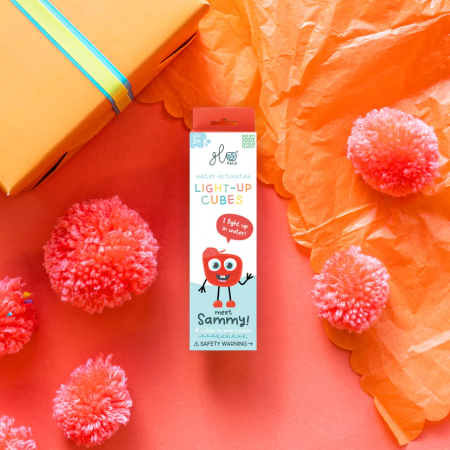 Jucarie senzoriala luminoasa Sammy - Glo Cube, rosu [1]