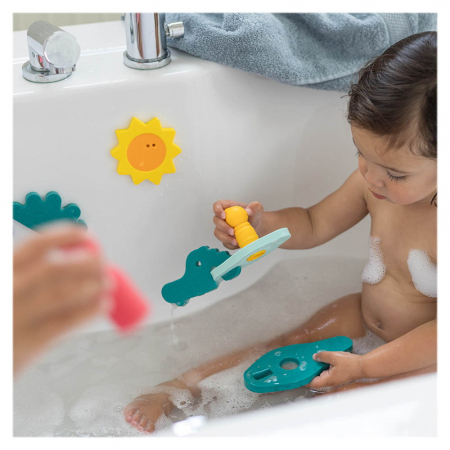 Jucarii de baie din spuma, Into the jungle [1]