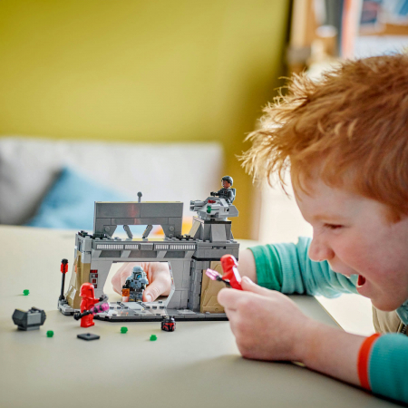  Lupta dintre Paz Vizsla™ si Moff Gideon™ [4]