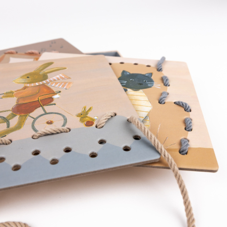 Planse de cusut cu siret, Egmont Toys [2]