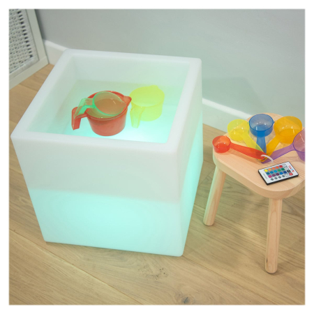 Sensory Cube, cub luminos pentru activitati, TickiT [1]