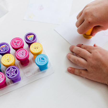 Set 12 stampile cu unicorni cu tus propriu [4]