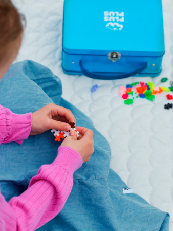 Set constructie Plus-Plus, 600 piese, portabil, in cutie metalica, culori standard [3]