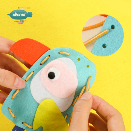 Set creativ de cusut cu tehnica siretului - Primul meu Pandantiv Prieteni Marini, nivel 1 [4]