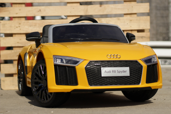 Audi R8 Spyder electric galben, copii 2-6 ani [4]