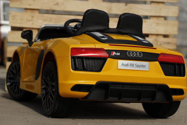Audi R8 Spyder electric galben, copii 2-6 ani [6]