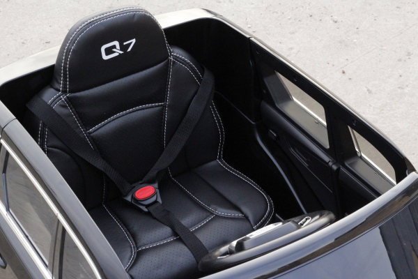 Audi Q7 Negru, 2 x 35W, pentru copii 2-7 ani [9]