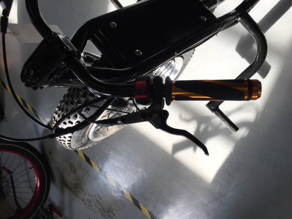 Motocicleta NITRO DRIFT-TRIKE 49cc Roti 20/10 [8]