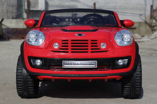 Masinuta electrica pentru copii Mini Comberman rosu 2 locuri [3]