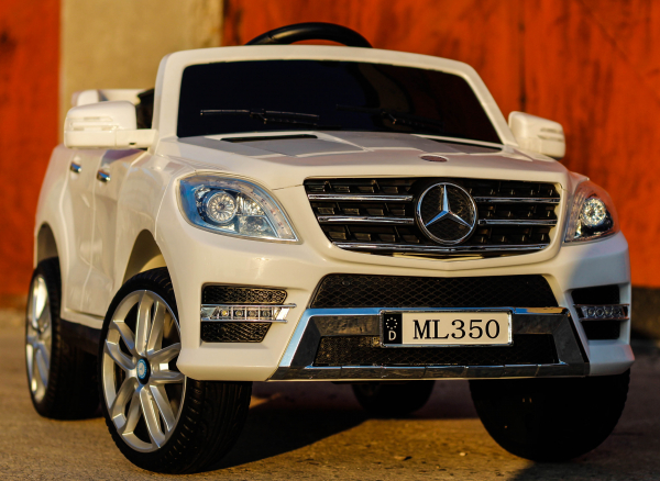 Masinuta electrica Mercedes ML 2x25W pentru copii [2]
