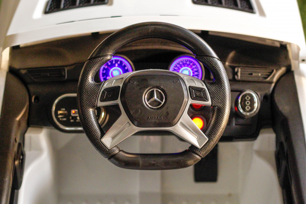 Masinuta electrica Mercedes ML 2x25W pentru copii [6]