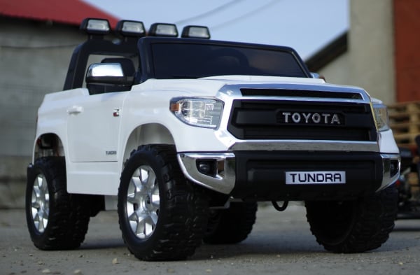 Masinuta electrica pentru copii Toyota Tundra, alba [3]