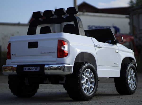 Masinuta electrica pentru copii Toyota Tundra, alba [6]