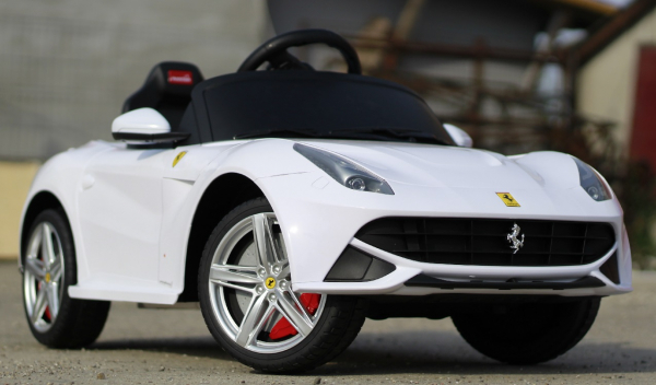 Masinuta electrica Ferrari F12 1x 25W STANDARD 12V #Alb [2]