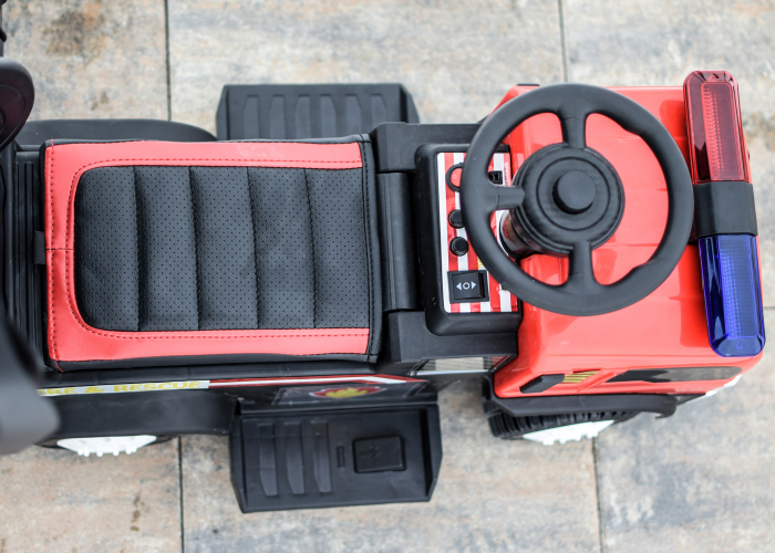 Masinuta electrica & camion cu maner 3 in 1 Kinderauto FireTruck 30W 6V, scaun tapitat, music player [9]
