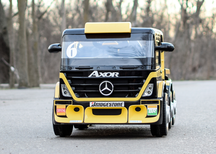 Camion electric + platforma, Mercedes-Benz Axor 90W 12V STANDARD, culoare Galbena [2]