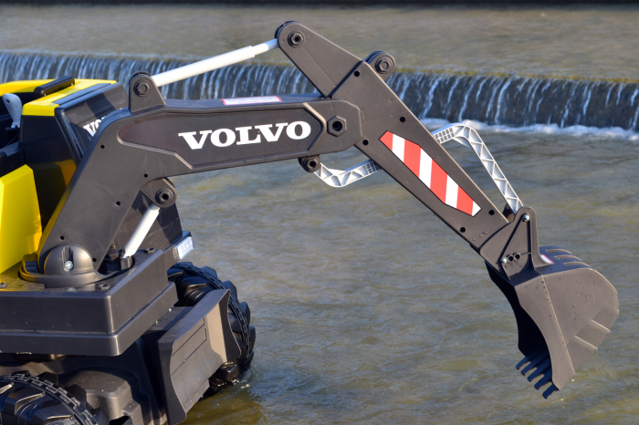 Excavator electric pentru copii Volvo 90W 12V, incarcator actionat electric, PREMIUM, culoare galben [11]