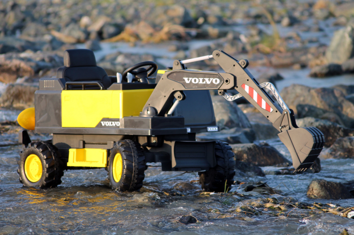 Excavator electric pentru copii Volvo 90W 12V, incarcator actionat electric, scaun tapitat, culoare galben [3]