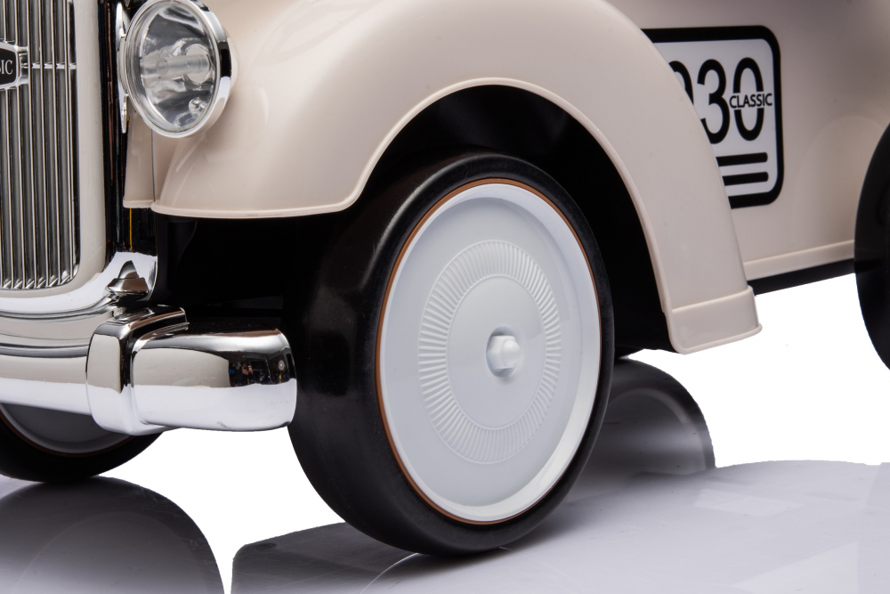 Masinuta premergator fara pedale, Kinderauto Retro Baby Car cu roti moi, alba [21]