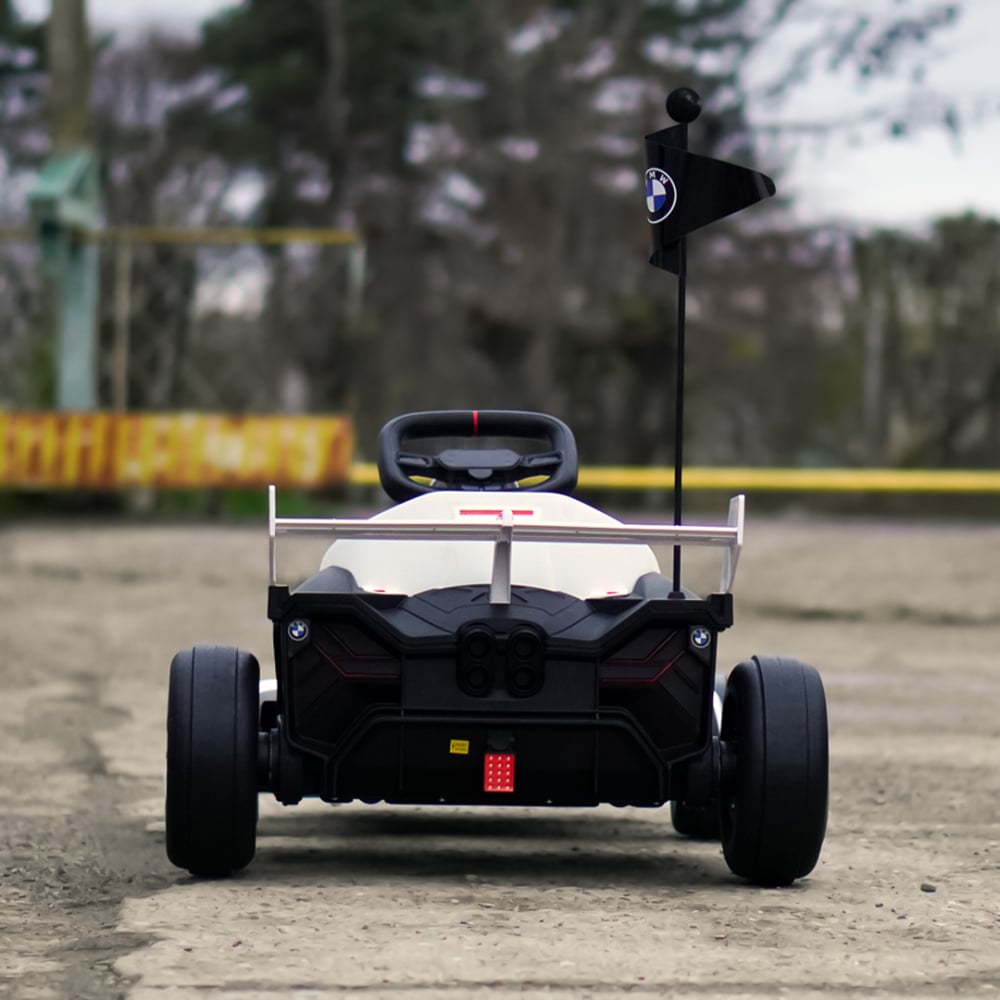 Kart electric pentru copii  BMW Motosport  putere 500W, sasiu ajustabil, Alb [6]