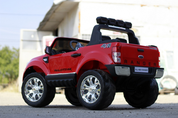 Masinuta electrica pentru copii Ford Ranger 4x4 rosu [8]