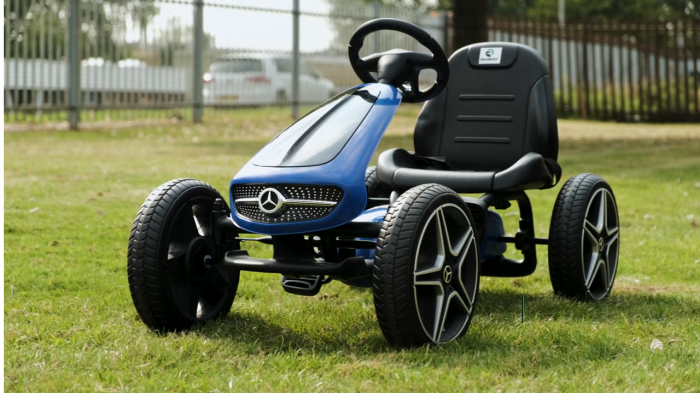 Kinderauto GO Kart cu pedale de la Mercedes, roti cauciuc solid, scaun reglabil, centura de siguranta #Albastru [12]
