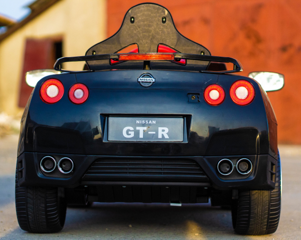 Masinuta electrica Nissan GTR R35 pentru copii 2-6 ani [4]