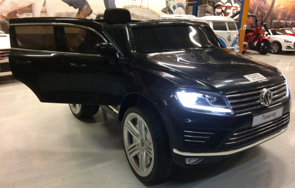 Masinuta electrica pentru copii VW Touareg, negru [4]