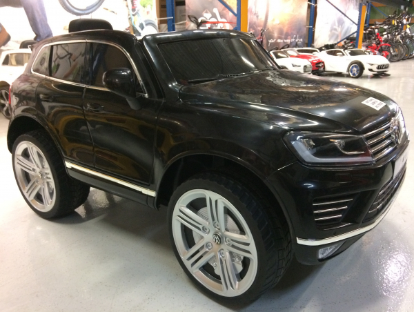 Masinuta electrica pentru copii VW Touareg, negru [3]